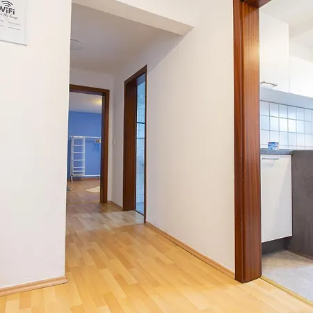 Apartment Fullhouse - - Z30 Skyline Chemnitz